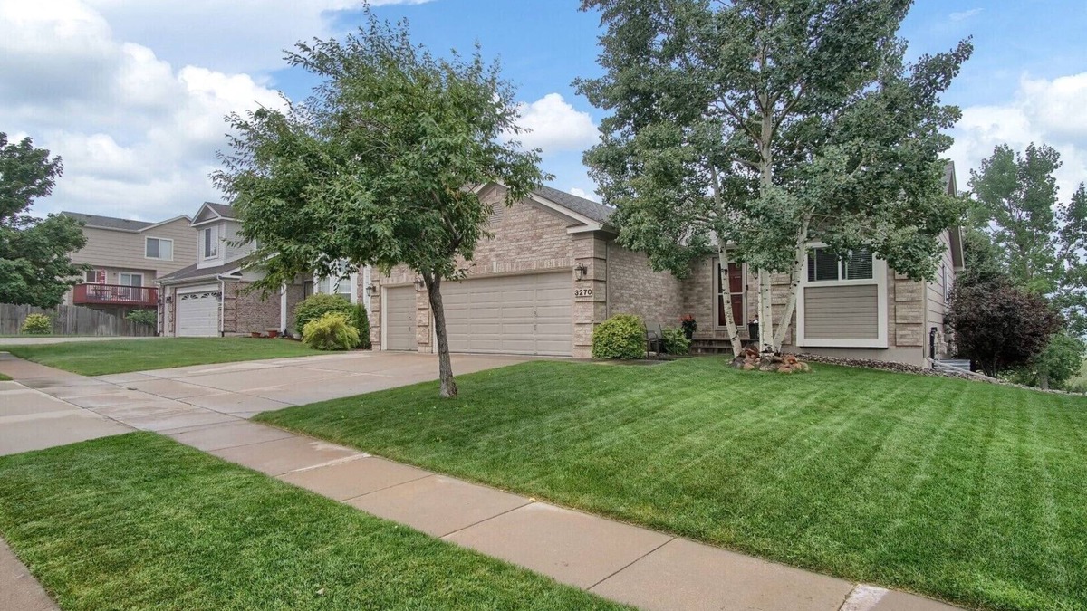 Colorado Springs House | Beautifully Updated Home with Views and a Hot Tub (Garage excluded)
