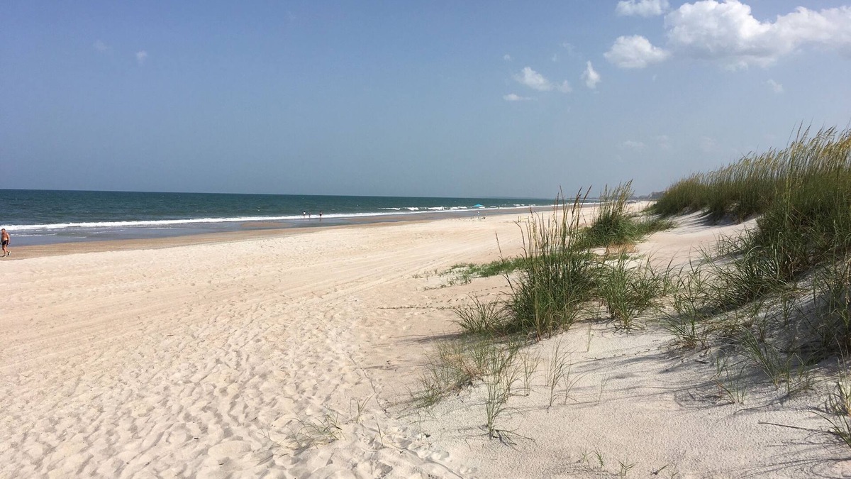 Amelia City House | Beautifully Updated Home at Summer Beach Steps from Ocean