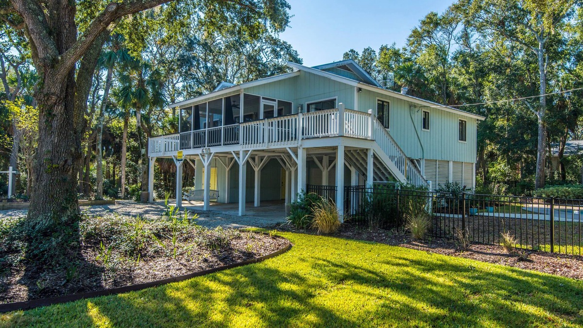 Edisto Island House | Beautifully Updated Beachwalk Home w/Private Pool; Screened Porch; Sun Deck; Cable TV/WiFi