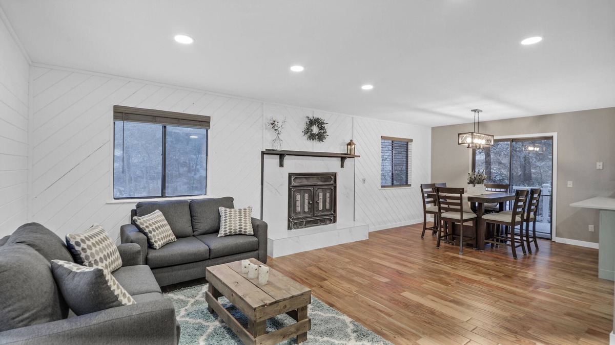 Doubleheader House | Beautifully Updated 4 Bed, 3 Bath Mountain Getaway