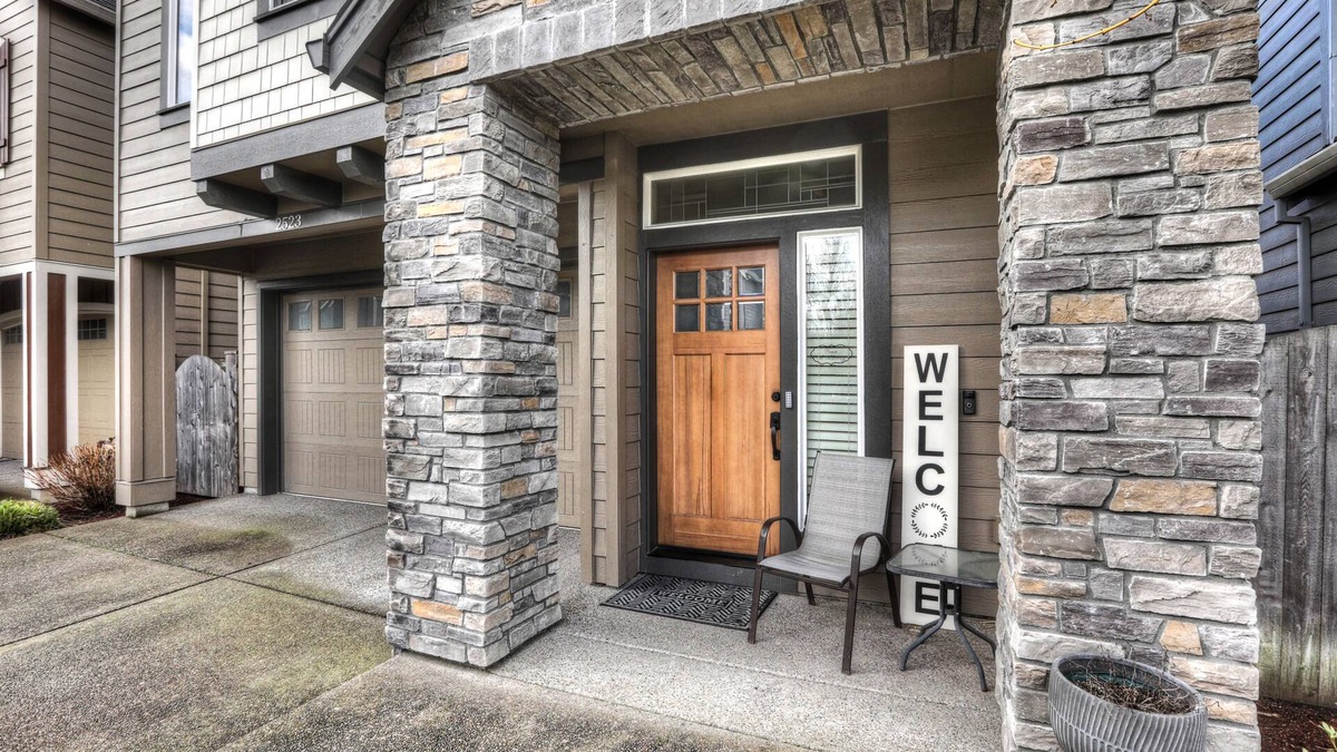 Orenco House | Beaverton Bliss- Family friendly executive living