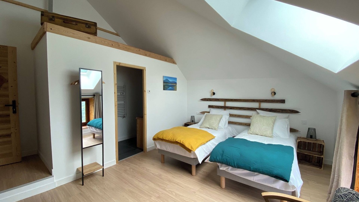 Chateauroux-les-Alpes Bed & Breakfast | Bed and breakfast Le Couleau. A place to recharge your batteries, rich in activities.