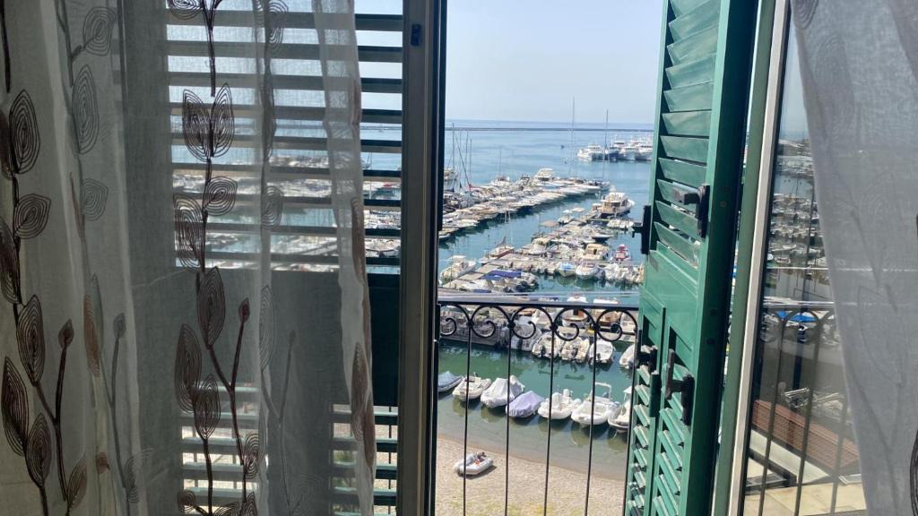 Historical Downtown Salerno Apartment | Bed and Breakfast al Porto