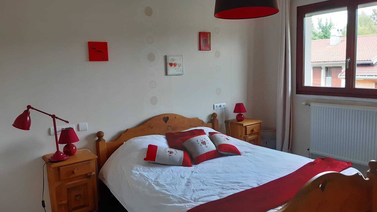Les Rousses Bed & Breakfast | Bed and breakfast located in a quiet area, 15 minutes' walk from the town center.