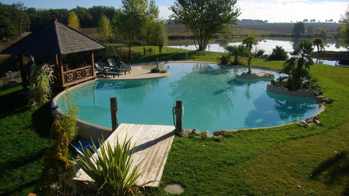 Laborie House | Bed and Breakfast Languedoc-Roussillon - The Lake Crivito