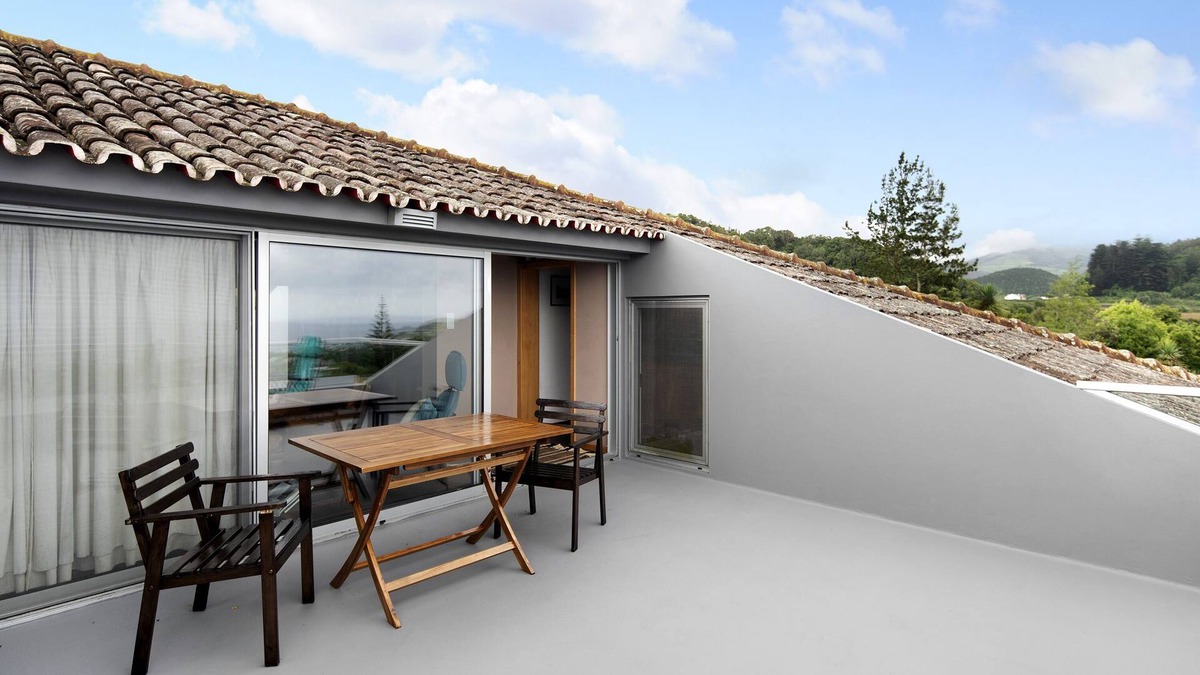 Lagoa House | Bed and Breakfast 'Protea House 2 Rooms with A View' with Sea View, Wi-Fi and Air Conditioning