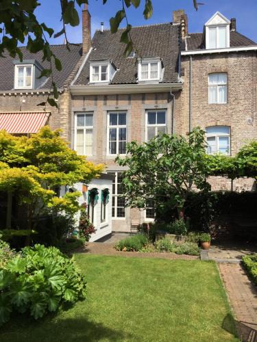 Binnenstad Bed & Breakfast | Bed & breakfast in monumental house maastricht centre