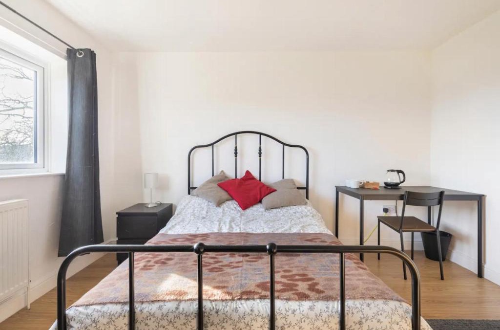 Wootton House | Bedford Road, Wootton