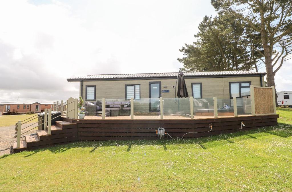 Hasguard Cross House | Beechwood Lodge