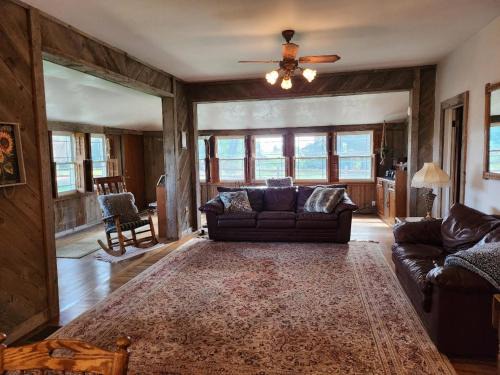 Manzanola Villa | Behm's Farm