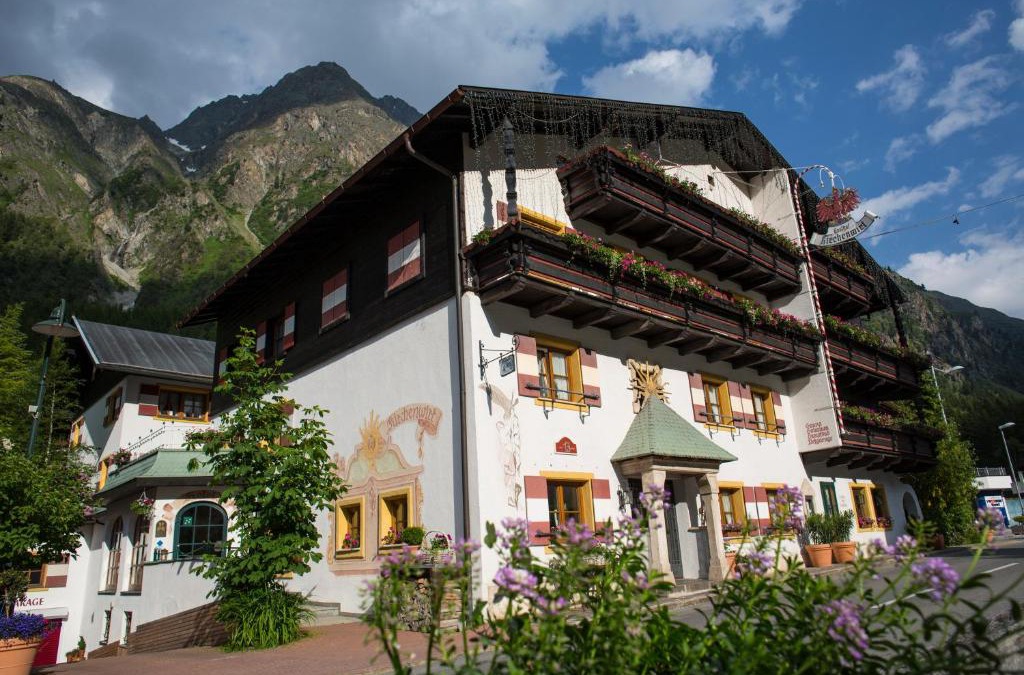 Plangeross House | Bei Max - Hotel Garni Kirchenwirt