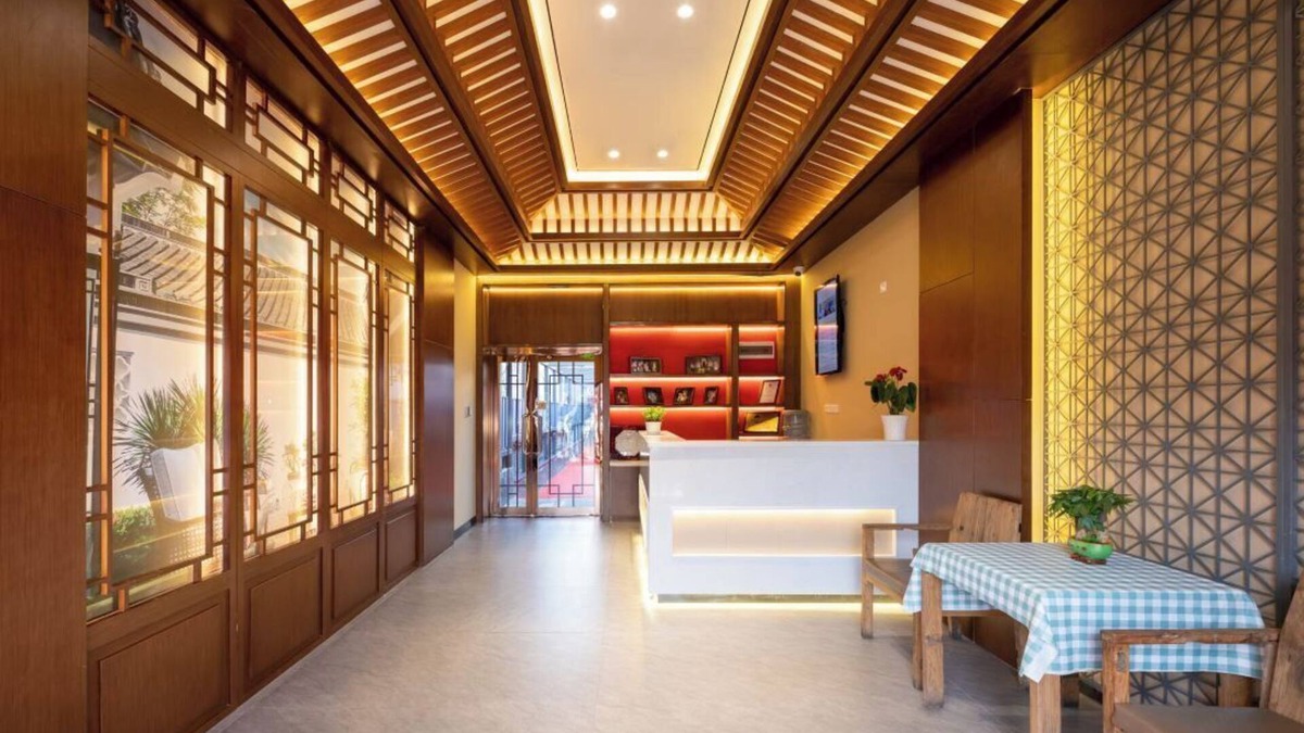 Dongcheng Hotel | Beijing Tang Fu Lama Temple Drum Tower Nan Luo Gu Xiang Dong Zhi Men Hotel