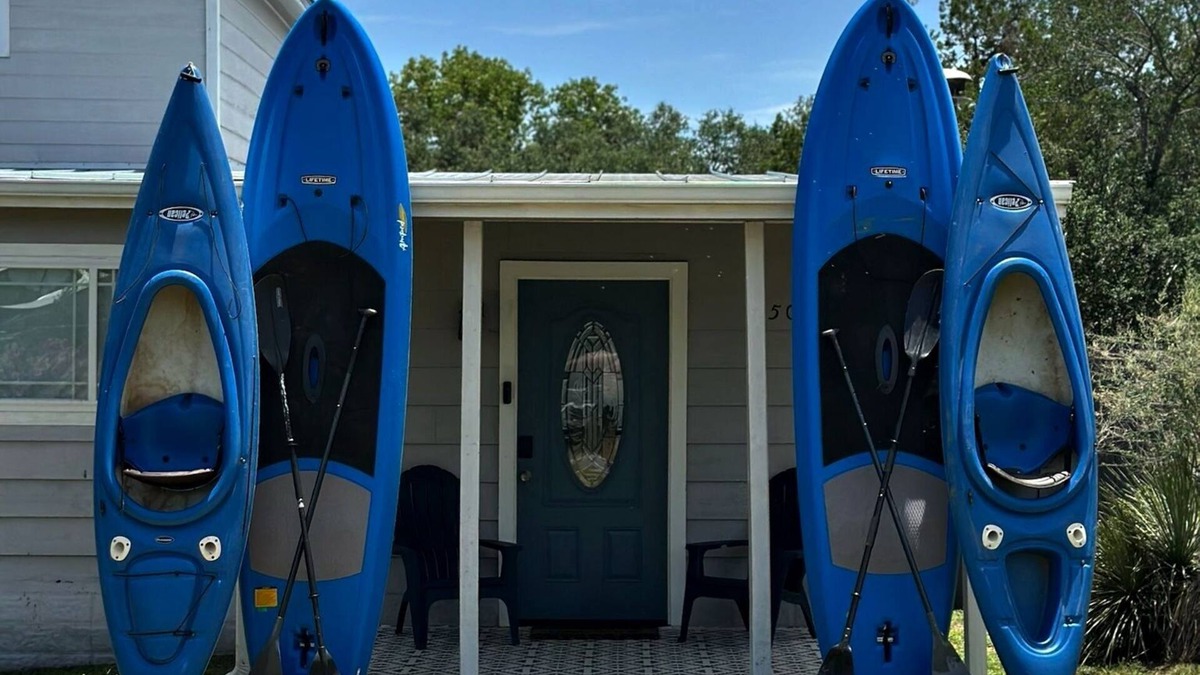 Marble Falls Cottage | Belaire Lake Retreat, Cozy 2BR with Firepit & Kayaks