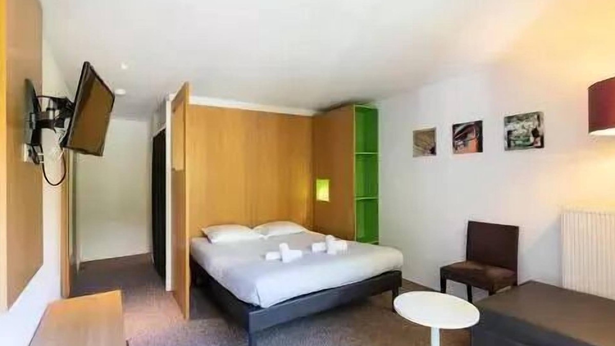 Eaux-Bonnes Apartment | Belambra Clubs Gourette - Lou Sarri - Half board - Accommodation Classic 1 Bedroom 2 Adults and 1 Child with balcony