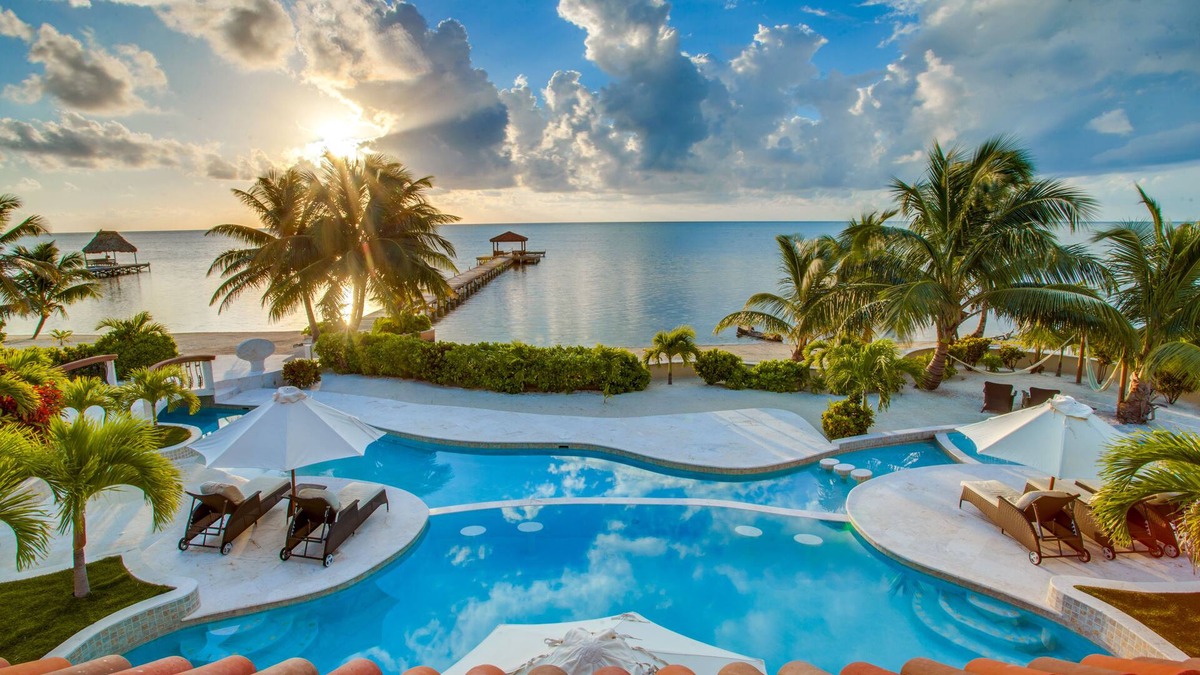 San Pedro Hotel | Belizean Cove Estates