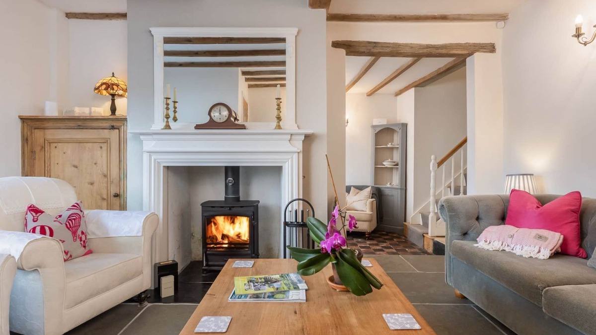 Northallerton Cottage | Bell Cottage - Period Cottage set in the heart of picturesque Village