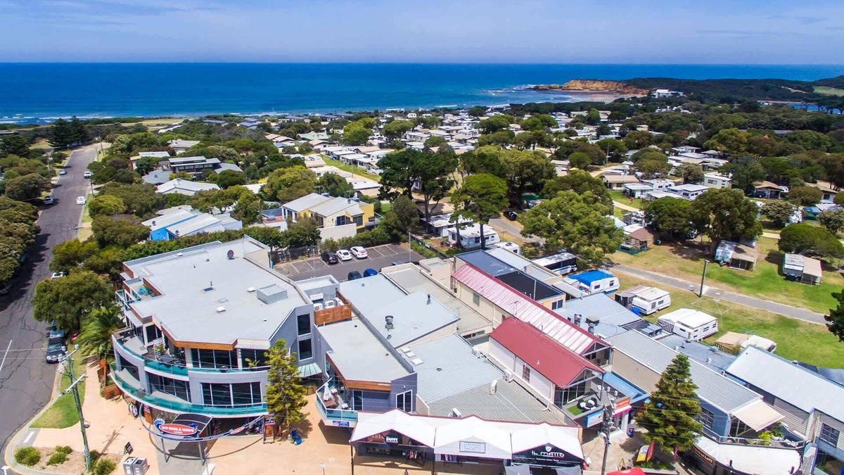 Torquay Apartment | Bell St Apartments I Walk to everything in Torquay