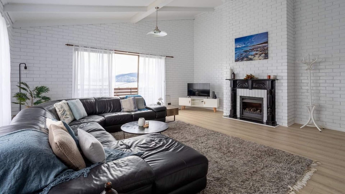 Bellerive House | Bella Bellerive Grand Lookout Close to Beach