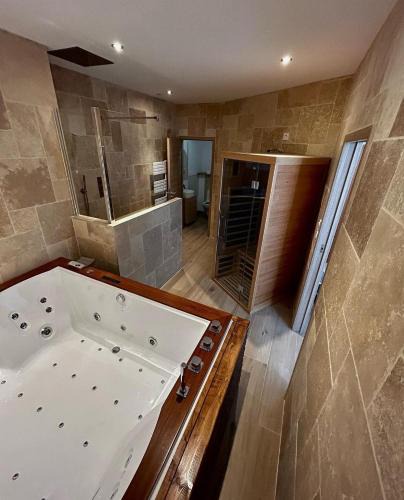 Faubourg Sud Apartment | Bella Notte Spa