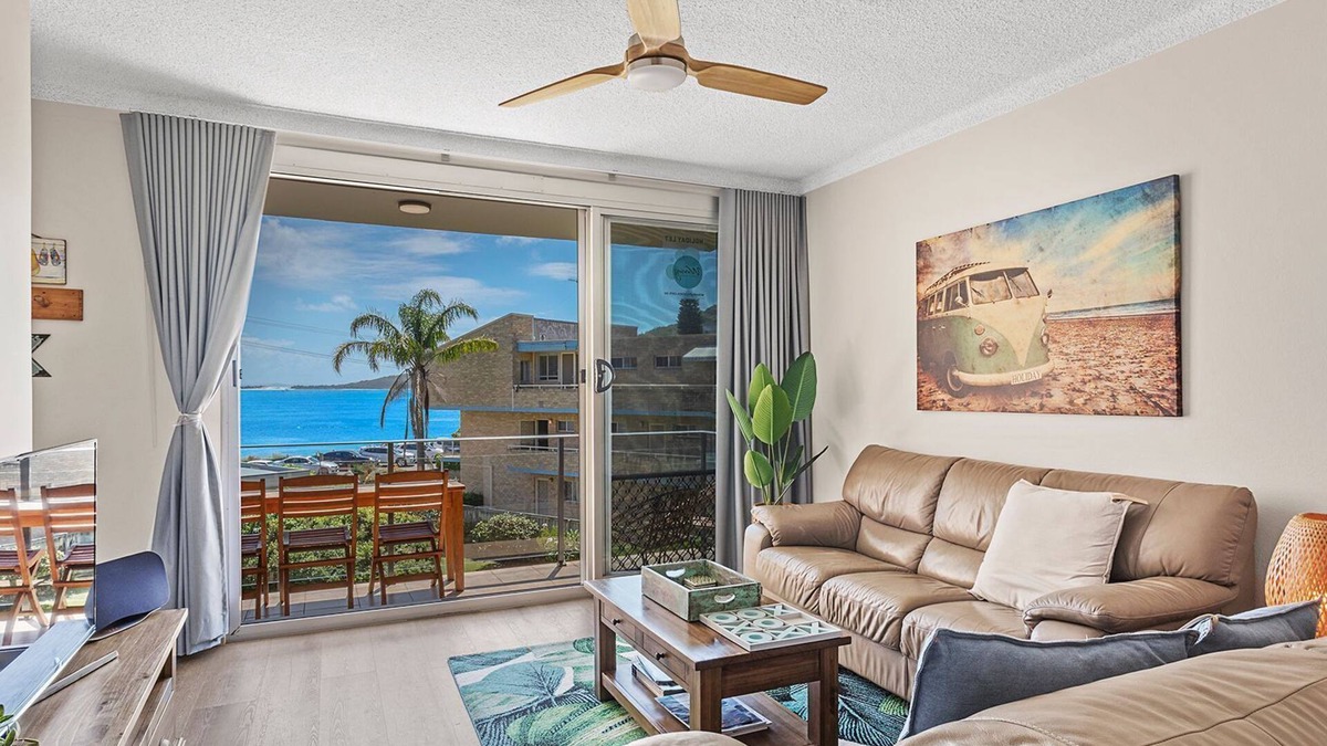 Shoal Bay Apartment | Bella Vista, Unit 10/19 Shoal Bay Road - Vibrant, modern unit with Shoal Bay views