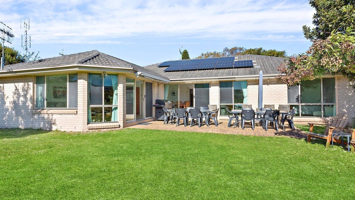 Gerringong House | Bella Vista - walk to the beach
