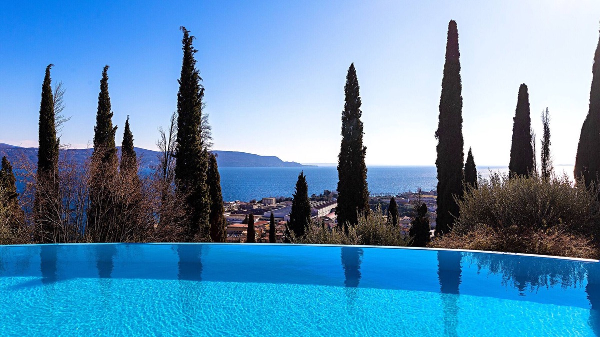 Pulciano Apartment | Bellavista 2/5 Apartment by Wonderful Italy