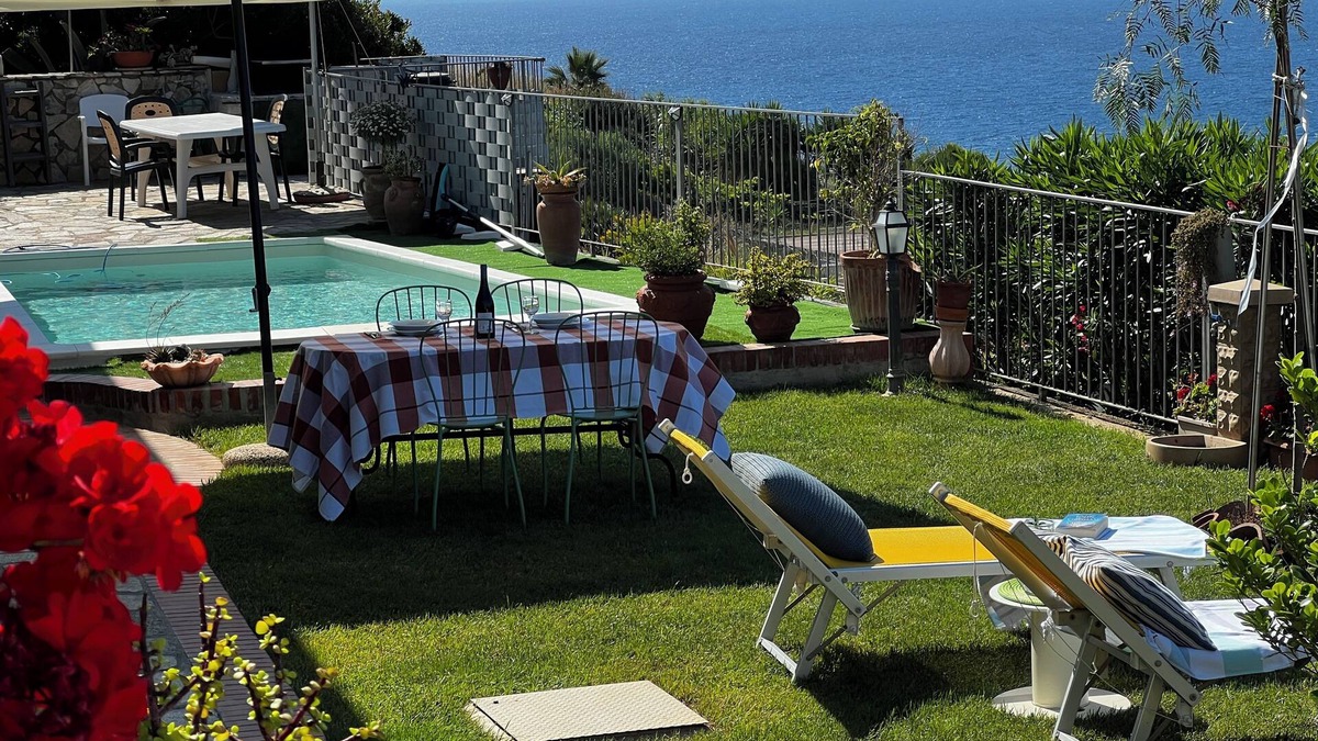 Piombino House | BELLAVISTA Charming view on the Elba island