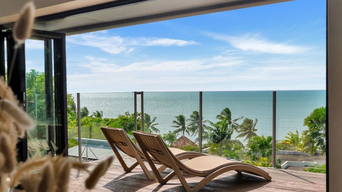 Trinity Beach House | Belle Escapes Trinity Blue Oceanview Home