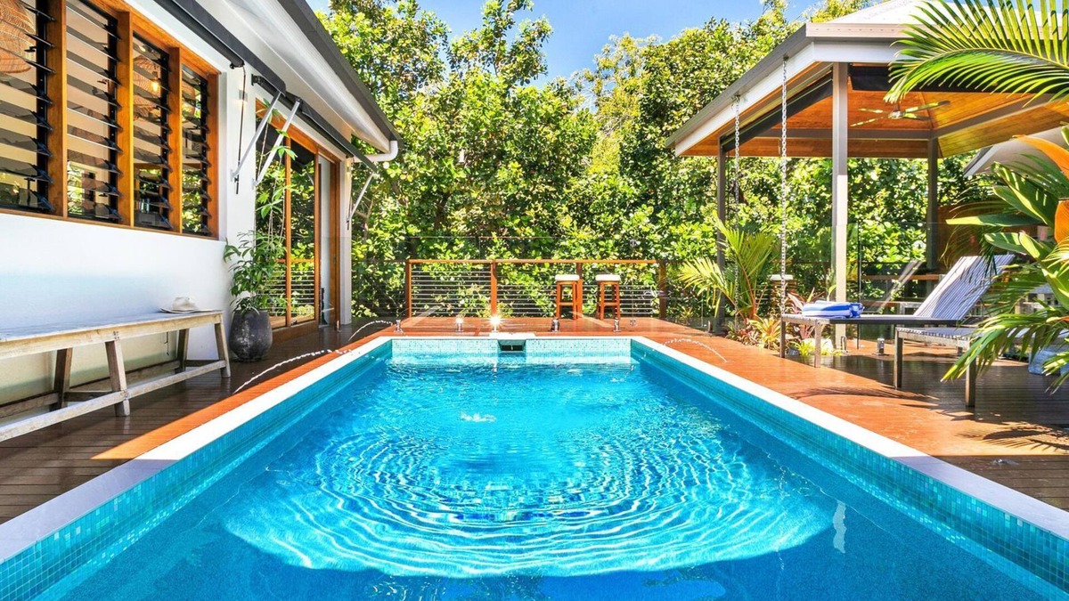 Palm Cove Villa | Belle Escpaes Reef Villa Palm Cove