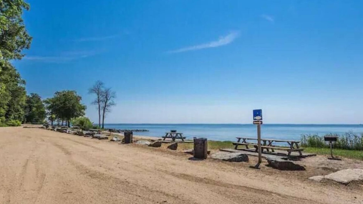 Lusby House | Belle of the Chesapeake Bay