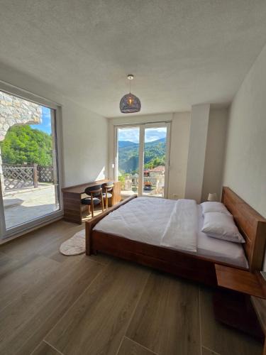 Strellc i Epërm Villa | Belle Resort