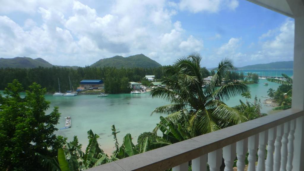 Baie Ste Anne House | Belle Rose Vue guest house