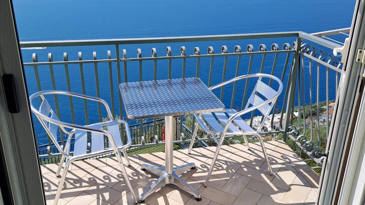 San Michele Apartment | Belle Vue House