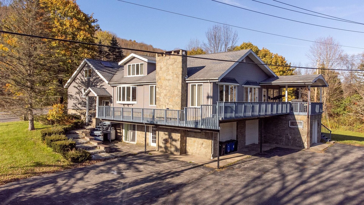Margaretville House | Belleayre Grandhouse 6 bedrooms sleep 15 w/hot tub, sauna, game lounge.