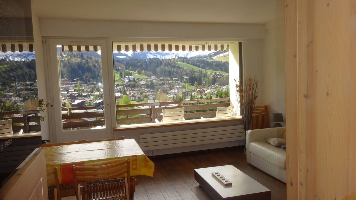Megeve Apartment | Belles Résidences du JAILLET swimming pool at the foot of the slopes
