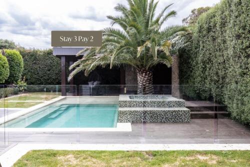 Tootgarook House | Bellini Bliss with Gas Heated Pool