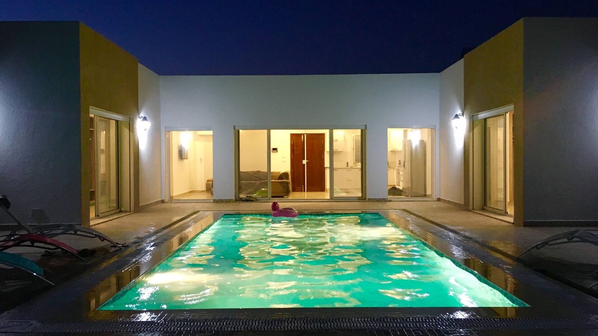 Djerba Midun Villa | Bellle U-shaped villa with swimming pool not overlooked