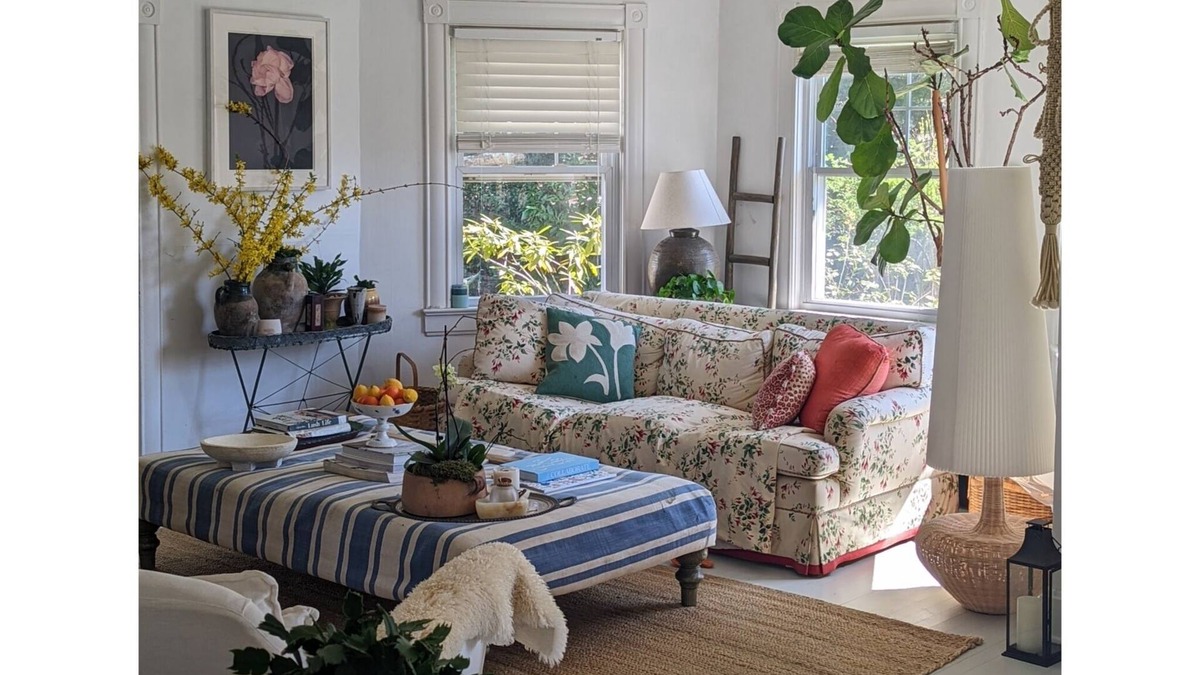 Bellport House | Bellport Village Home - Great location - walk to all,