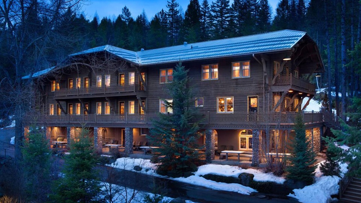 West Glacier Hotel | Belton Chalet