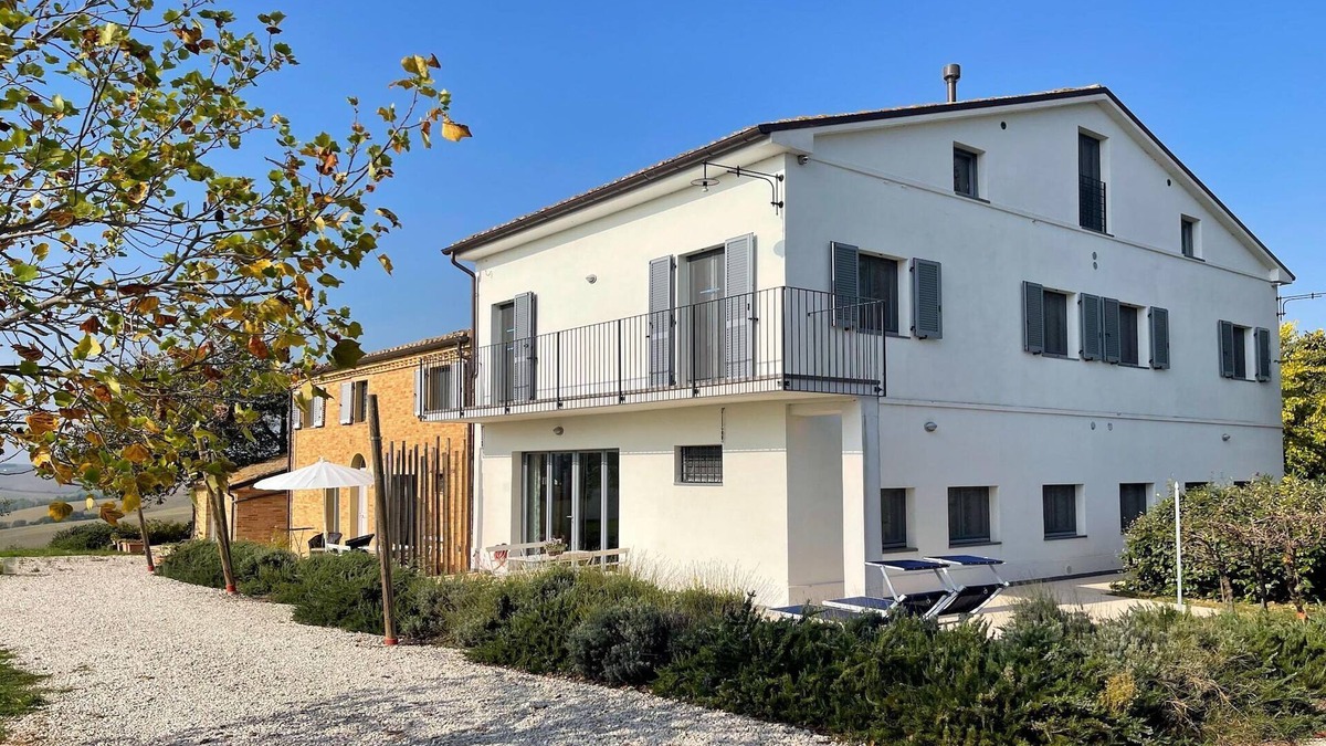 Belvedere Ostrense Apartment | Belvilla by Oyo Amazing apartment with garden