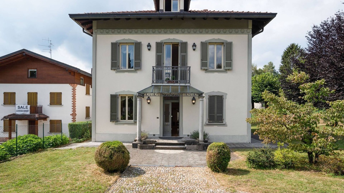 Lanzo d'Intelvi Villa | Belvilla by OYO Villa in Lanzo d'Intelvi