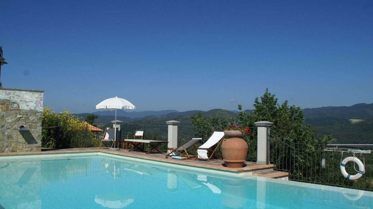 Montecarelli House | Belvilla by OYO Leccio Due