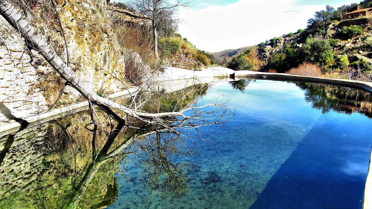 Laroya House | Belvilla by OYO La Curiosa