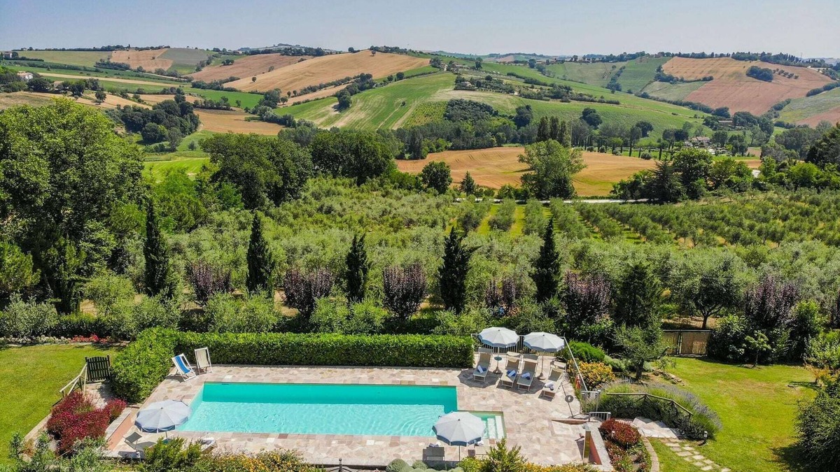 Mondavio Villa | Belvilla by OYO Villa Azzurra