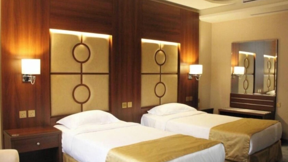 Al-Hamra'a Hotel | Belvilla Jeddah Harbour Vivid Plaza Stay