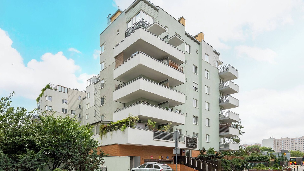 Gorce Apartment | Bemowo Comfort Apartment with Garden