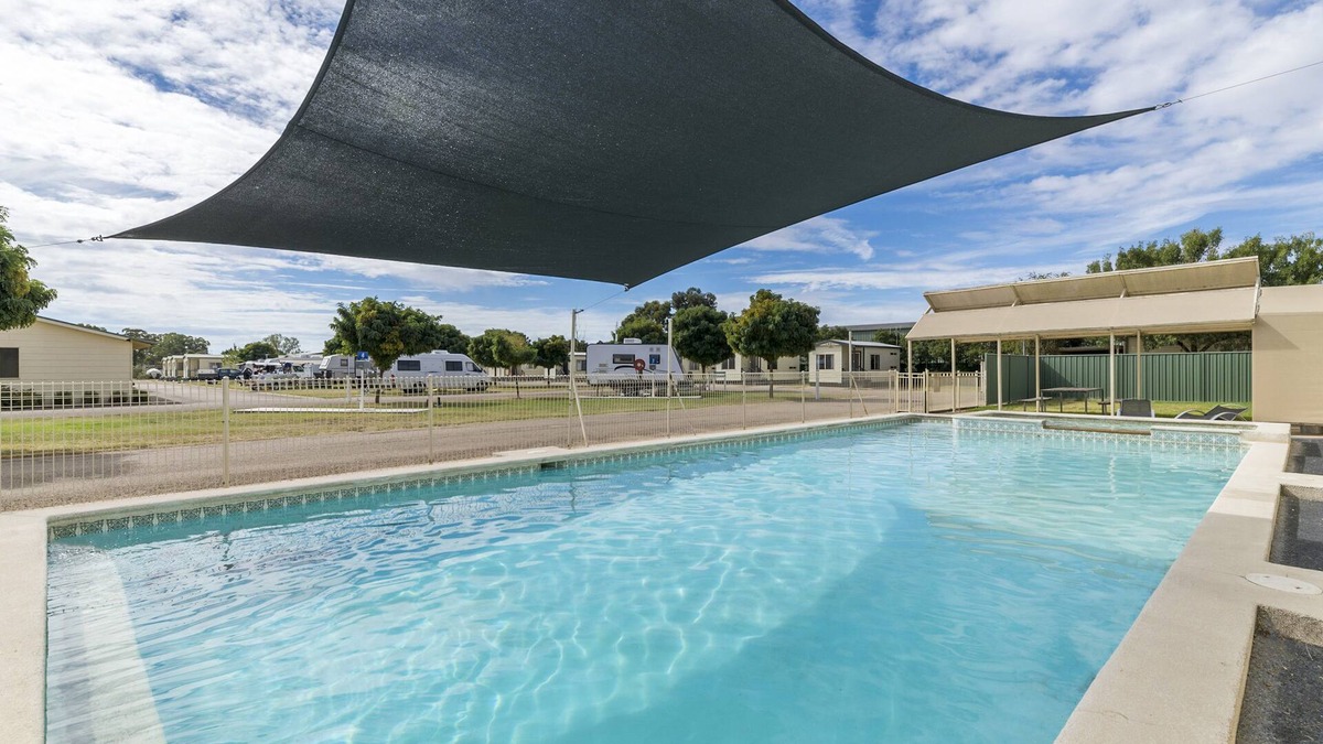Benalla Hotel | Benalla Tourist Park