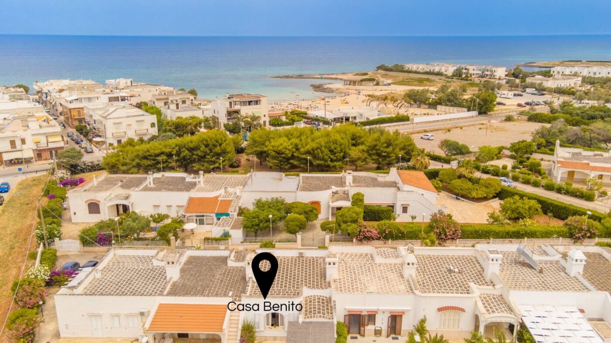 Villanova House | Benny's house - 50 steps from the sea