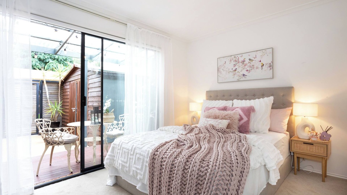 Bentleigh House | Bentleigh Cozy Private 1BR – 5min Train & CafesShops