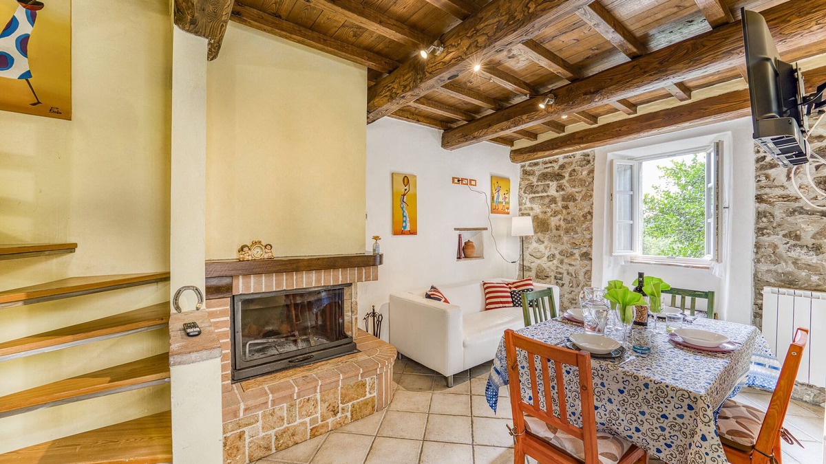 Convalle House | Beppe's House in Garfagnana, Pescaglia, Italy